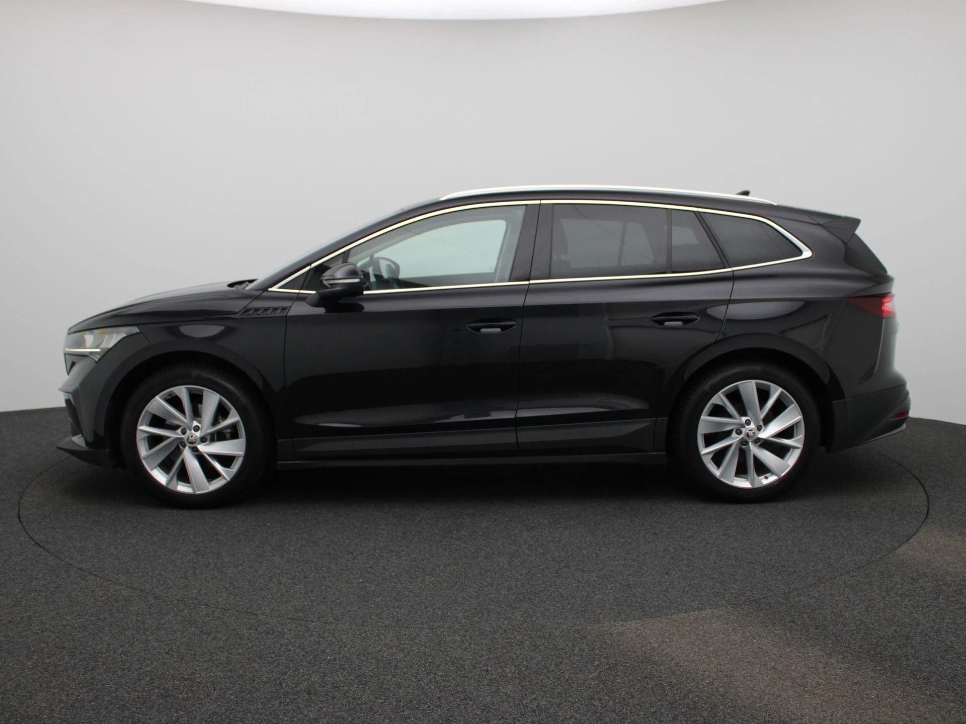 Škoda-Enyaq iV-image-3