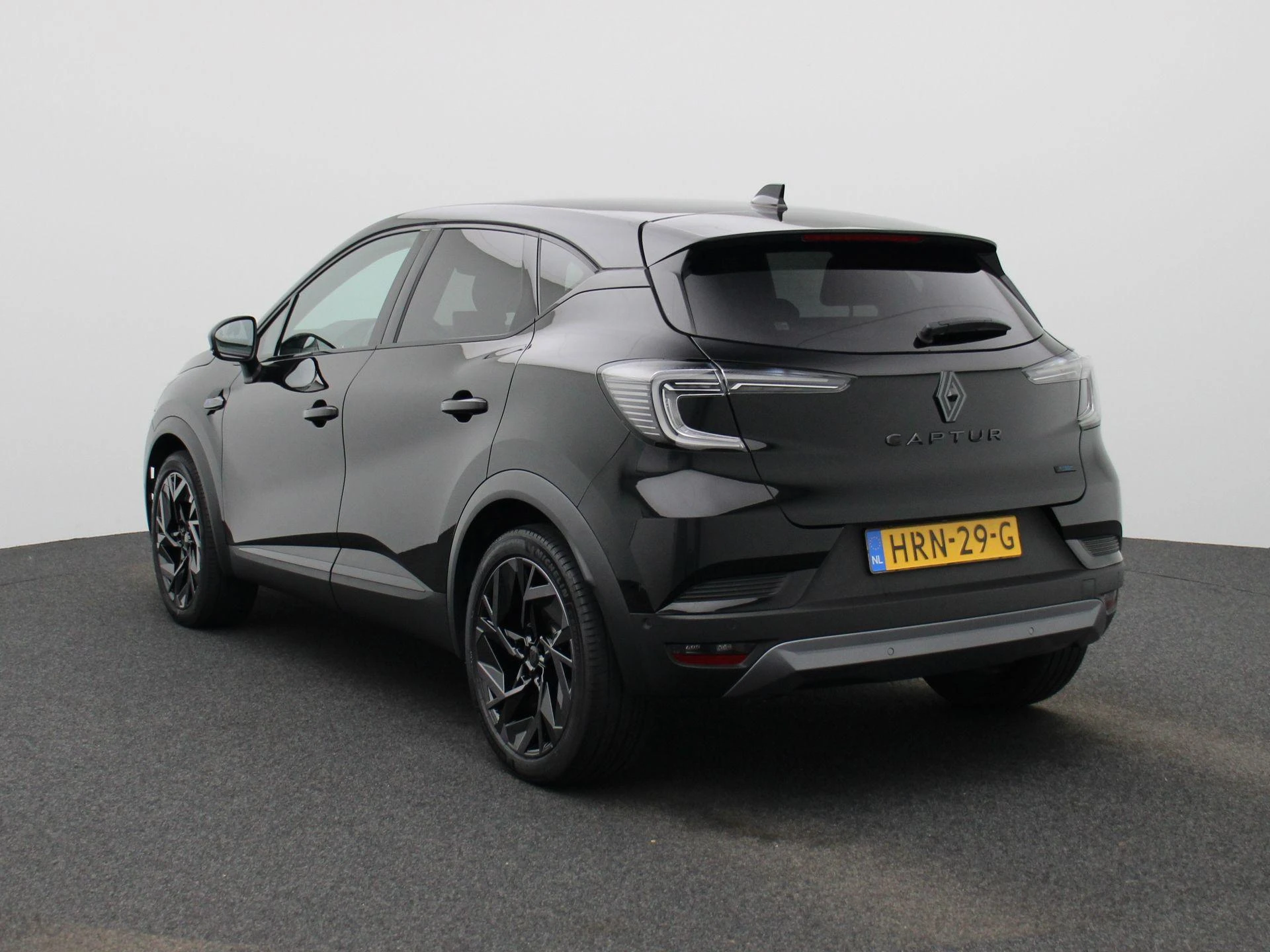 Renault-Captur-image-1