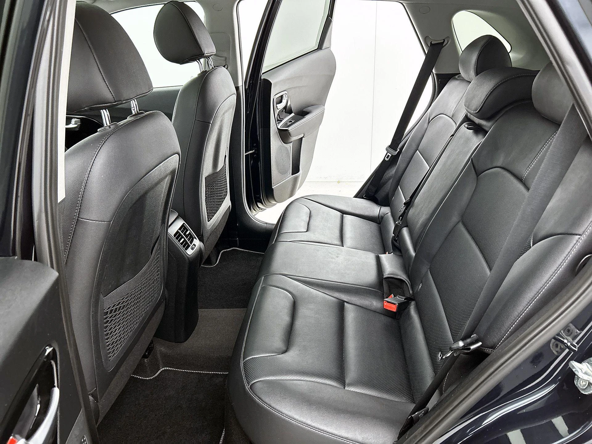 Kia-Niro-image-27
