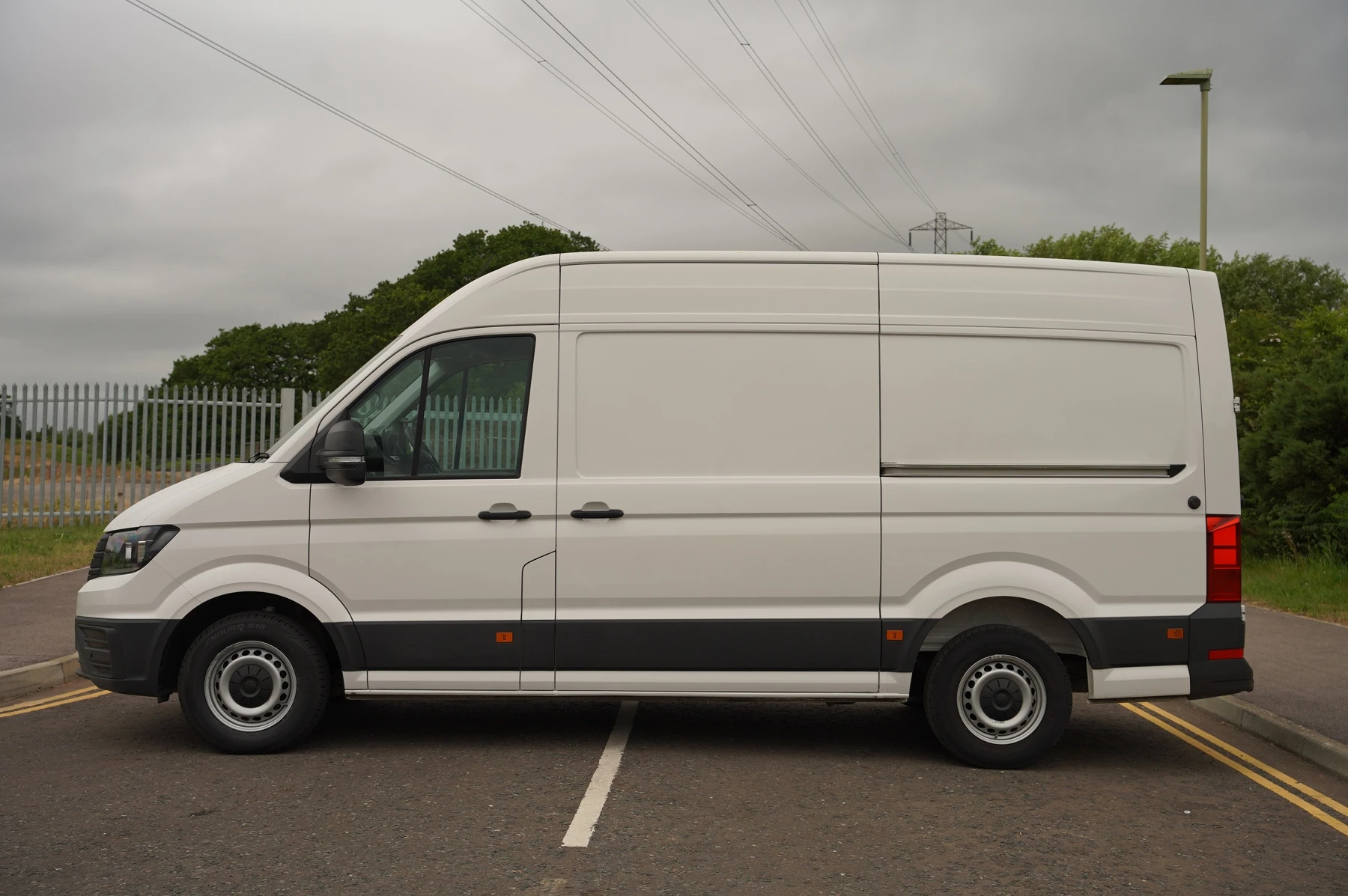 Volkswagen-Crafter-image-16