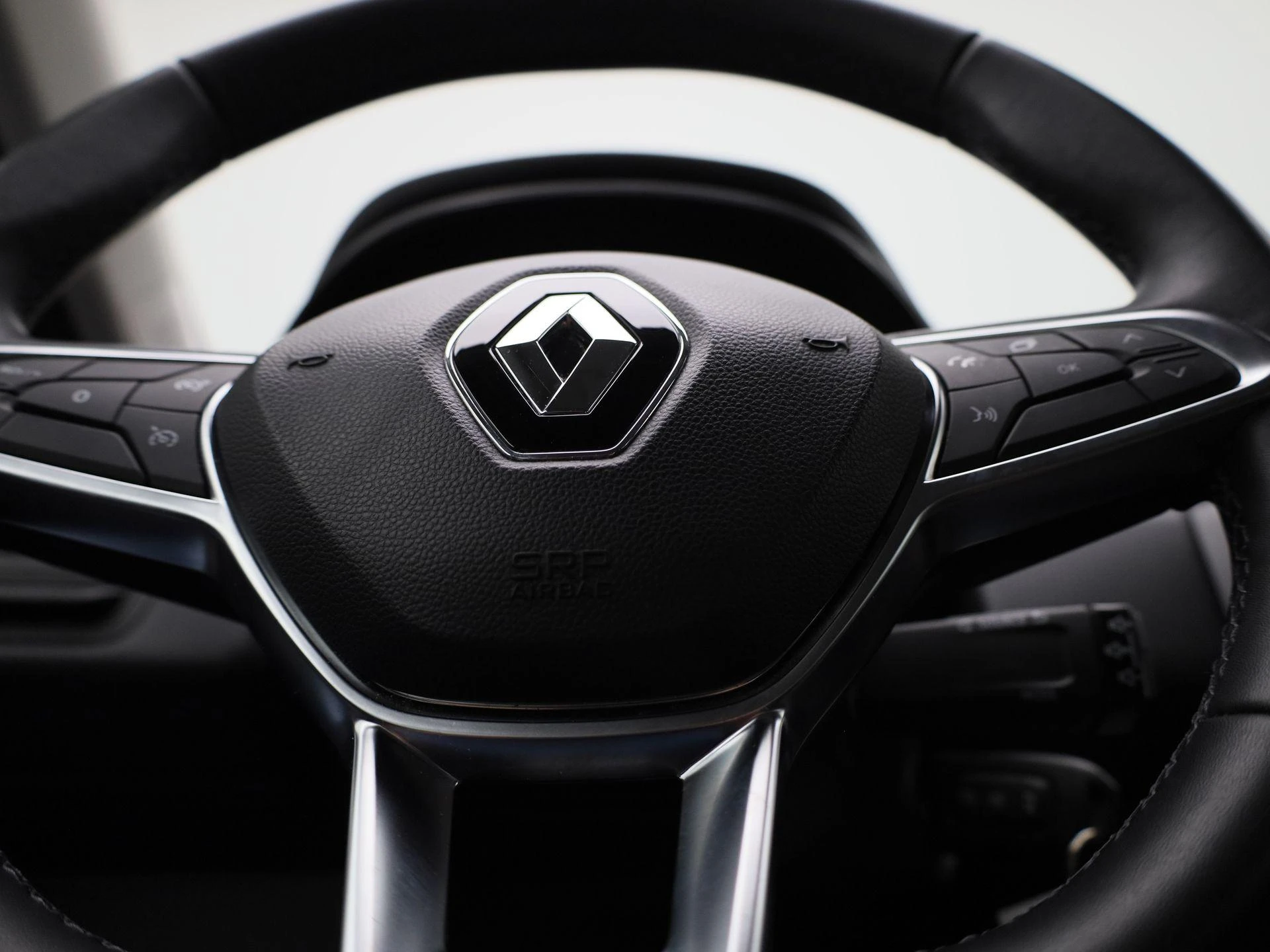 Renault-Clio-image-25