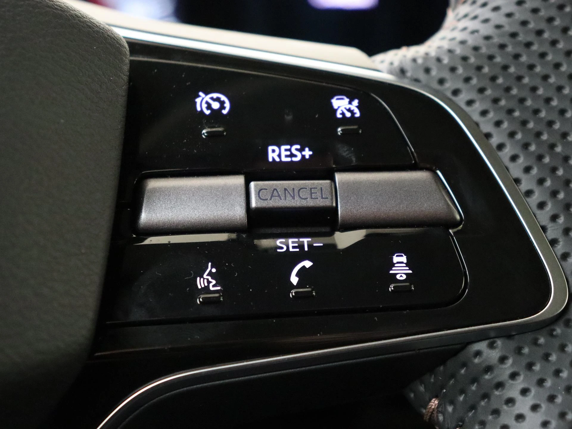 Nissan-ARIYA-image-12