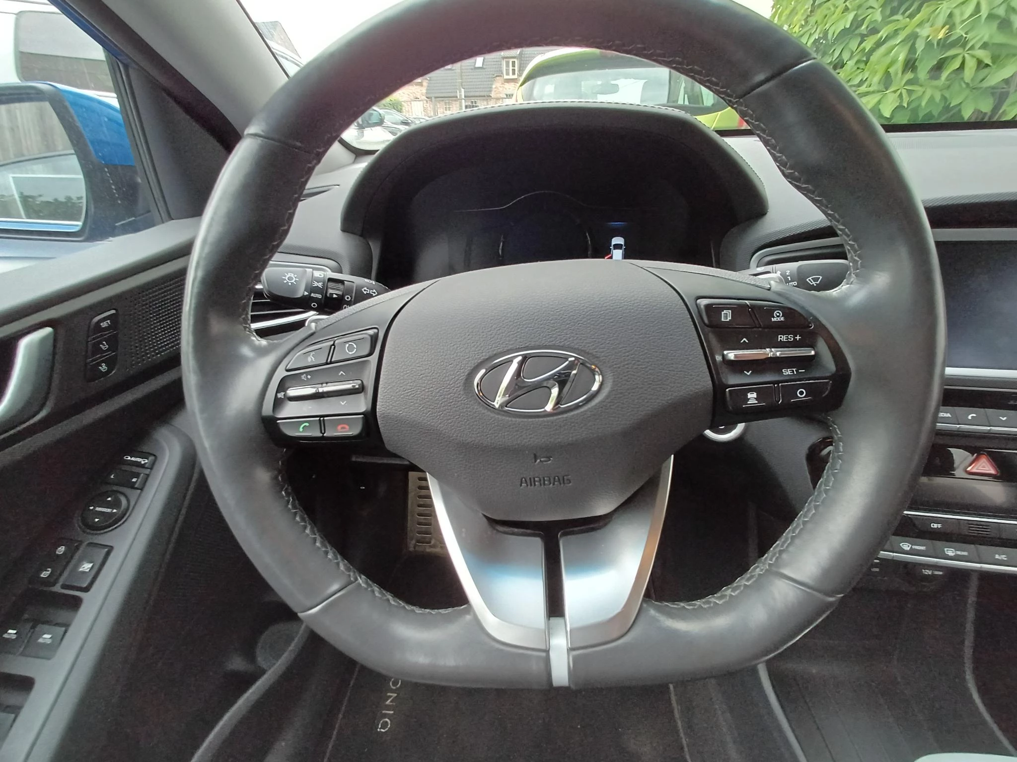 Hyundai IONIQ Electric Executive