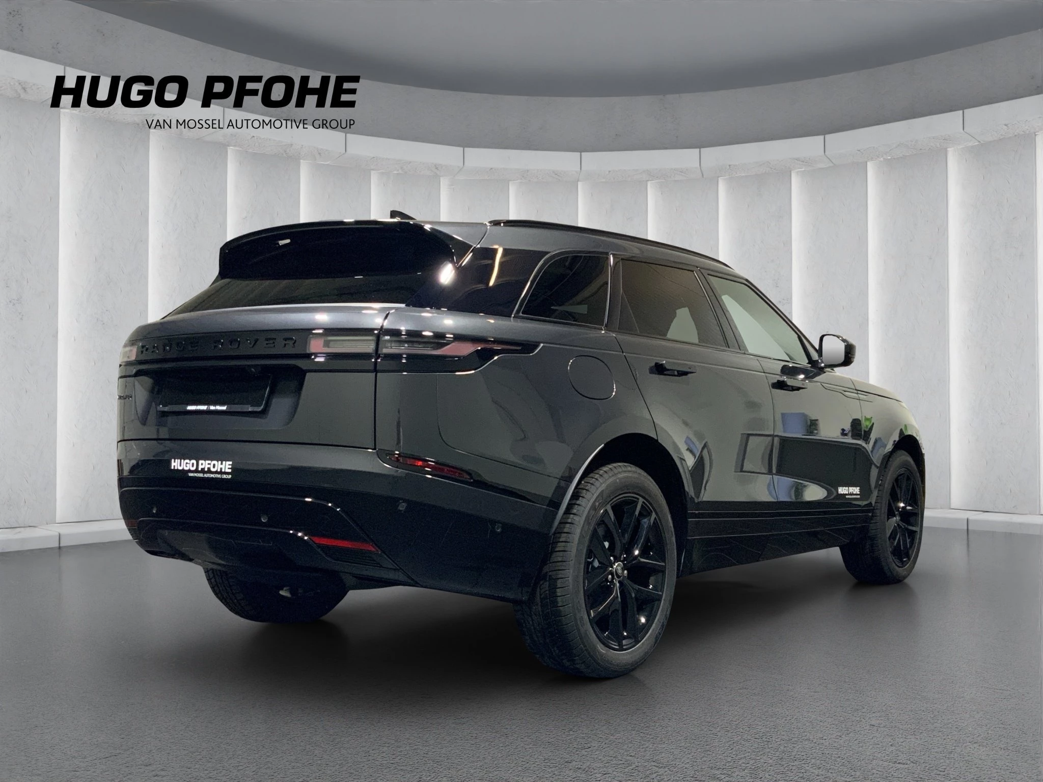 Land Rover Range Rover Velar DYNAMIC SE D200 AWD | Pano | Black