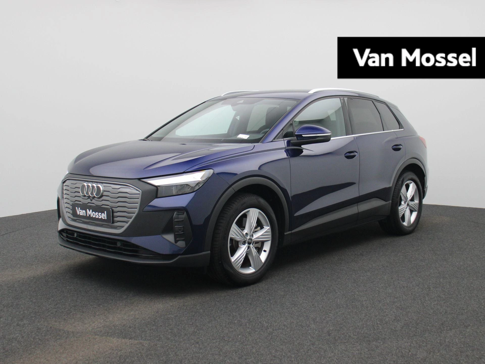 Audi-Q4 e-tron-image-0