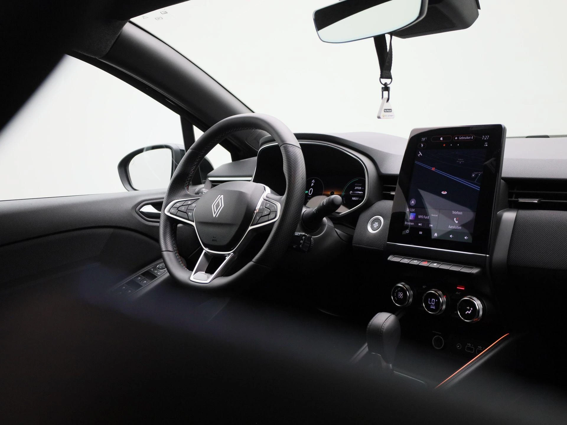 Renault-Clio-image-34