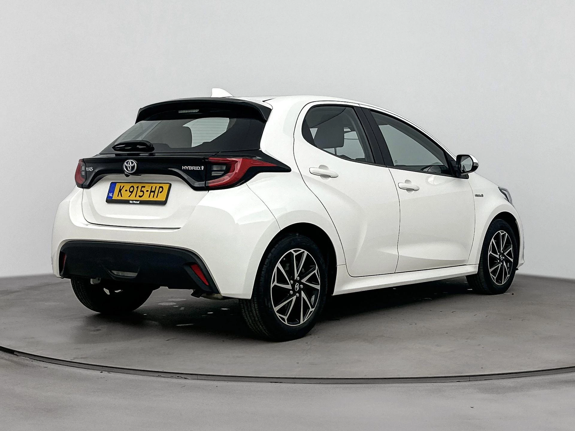 Toyota-Yaris-image-3