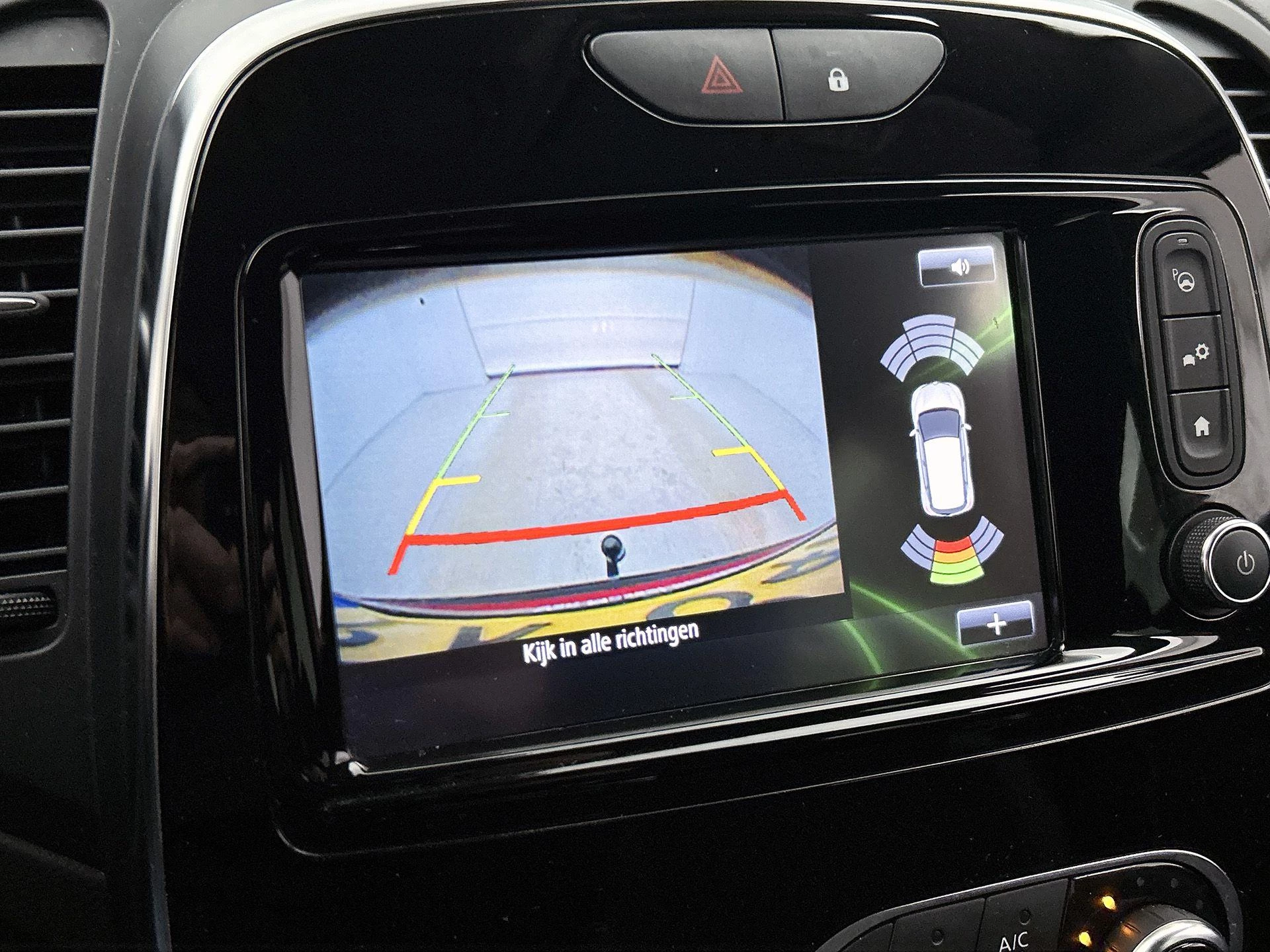 Renault-Captur-image-13