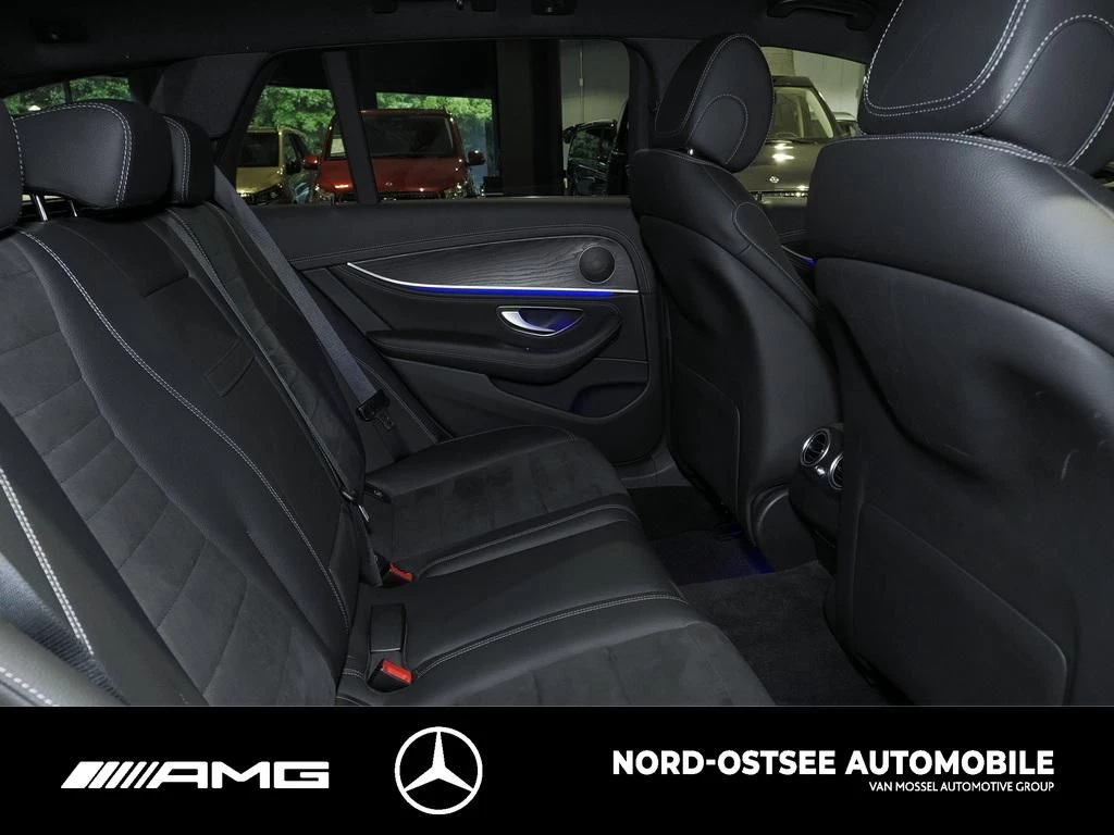 Mercedes-Benz E-Klasse 300 de T AMG MULTI 360° KAMERA AHK DAB COMAND AMG Line