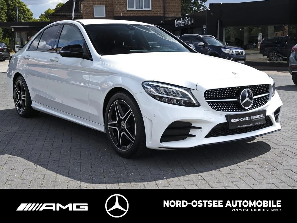 Mercedes-Benz C-Klasse 200 AMG DISTRO NIGHT 9G KAMERA TEMPO NAVI SHZ AMG Line