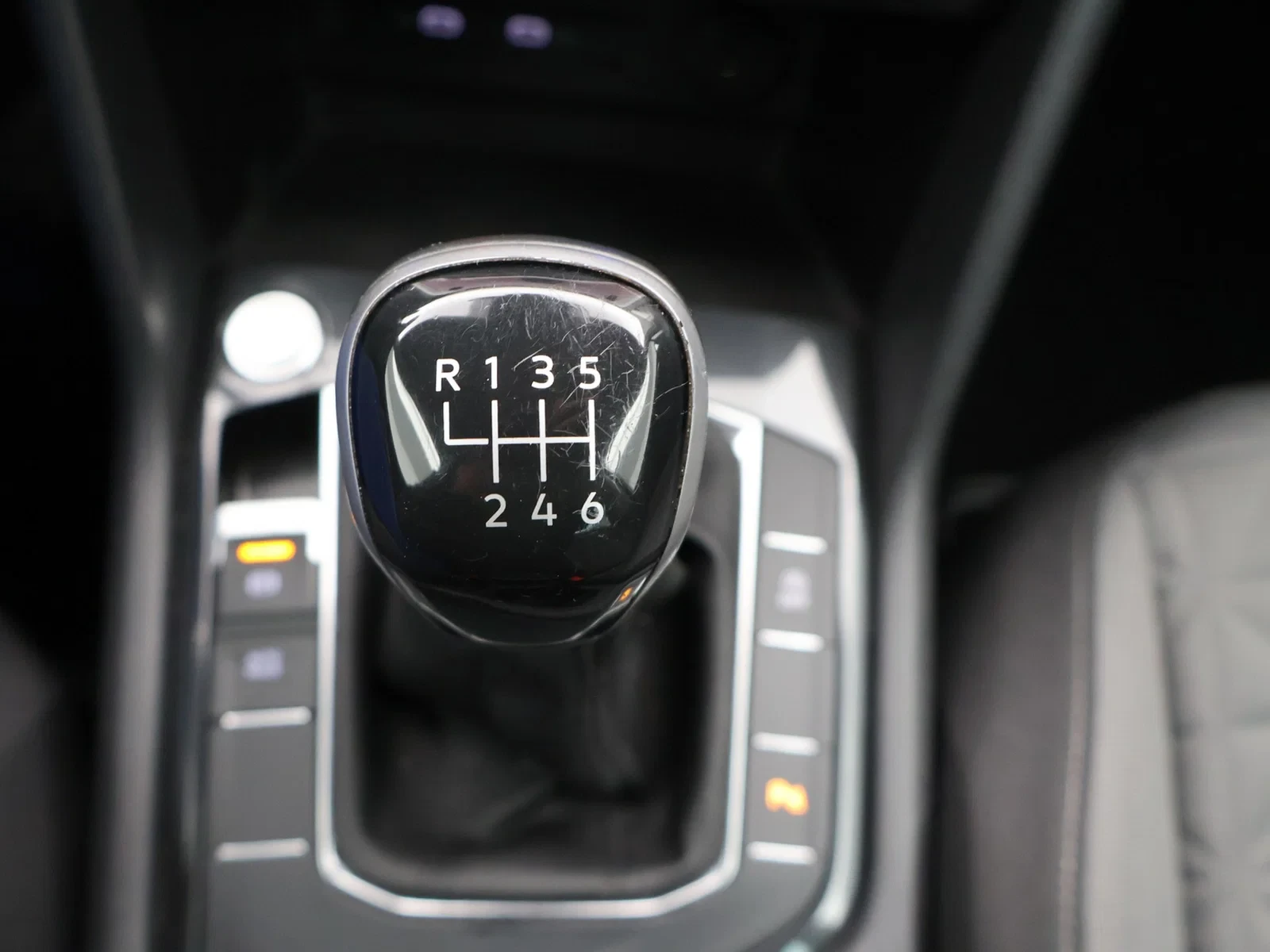 Volkswagen-Tiguan-image-21
