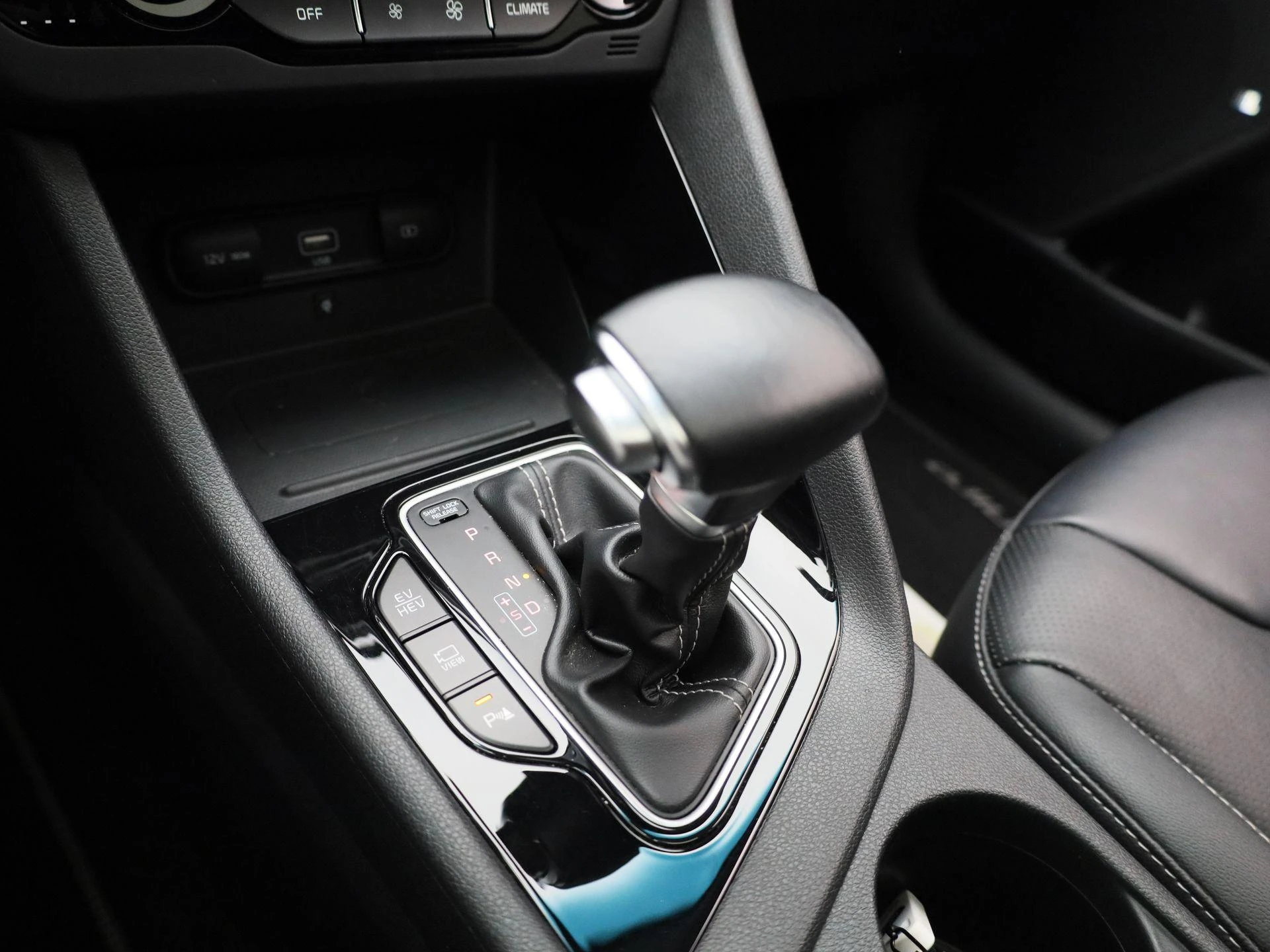 Kia-Niro-image-29