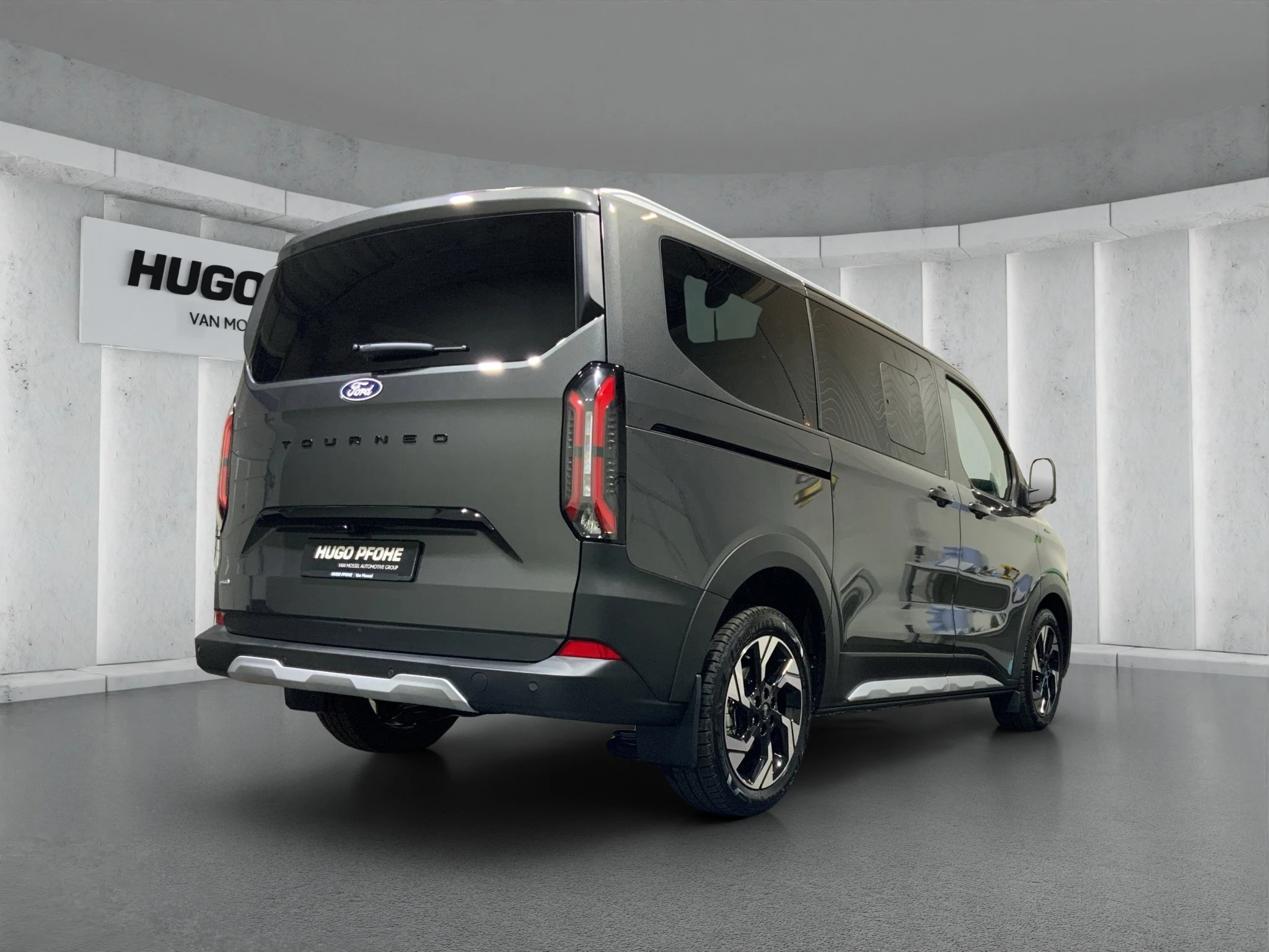 Ford-Tourneo Custom-image-4