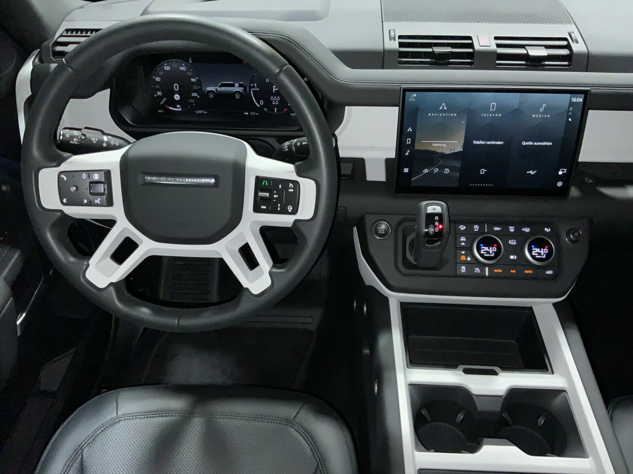 Land Rover-Defender-image-8