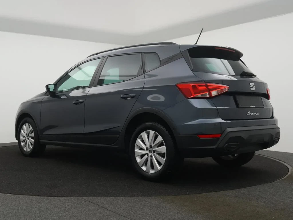 SEAT-Arona-image-5