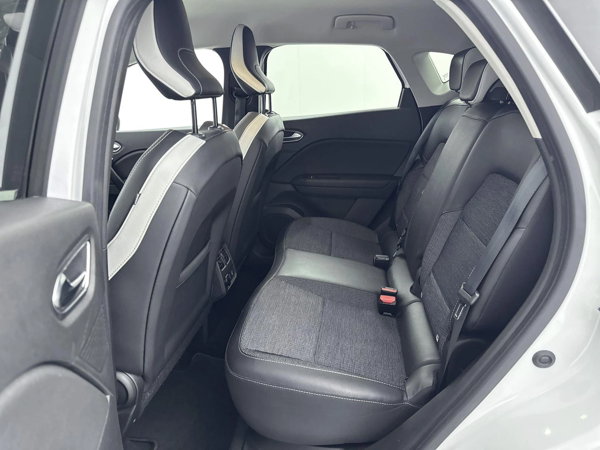 Renault-Captur-image-27