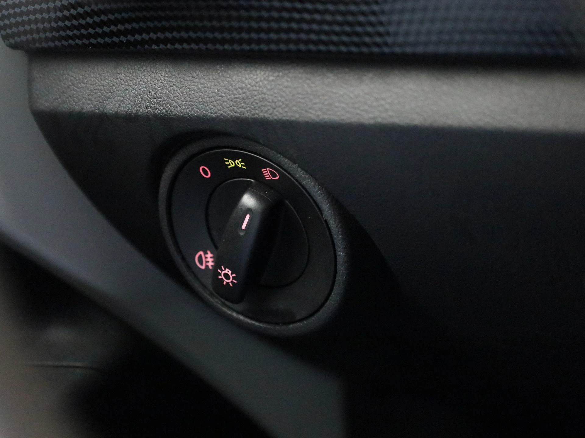 Volkswagen-up!-image-14