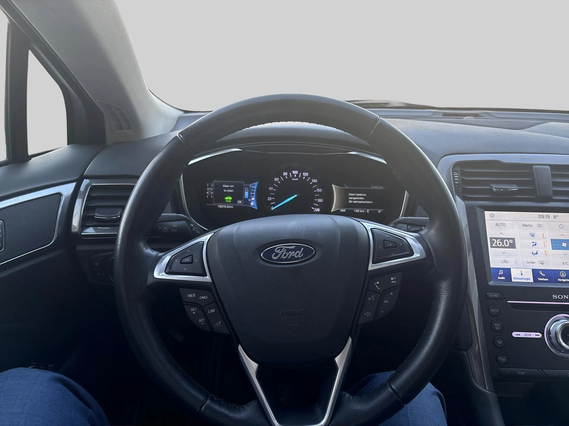 Ford-Mondeo-image-9