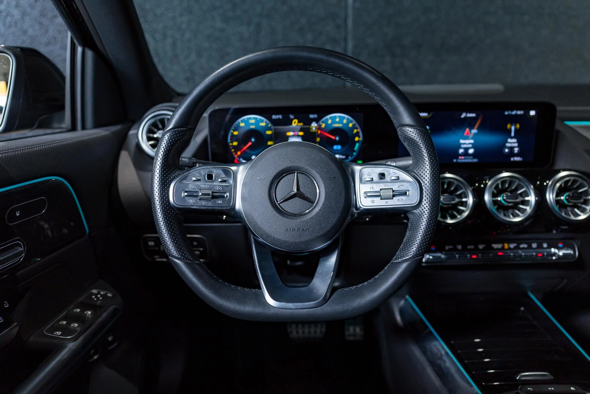 Mercedes-Benz GLA GLA 250 e AMG Line