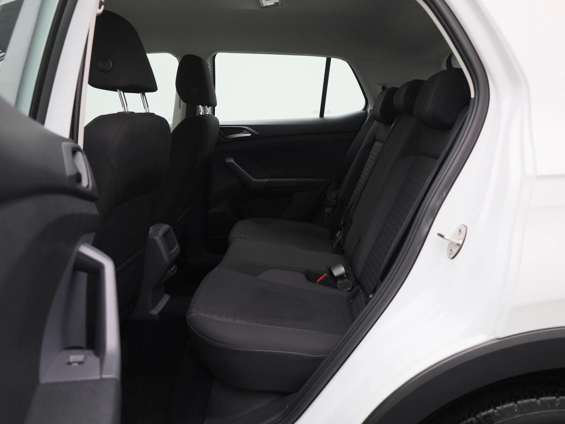 Volkswagen-T-Cross-image-11