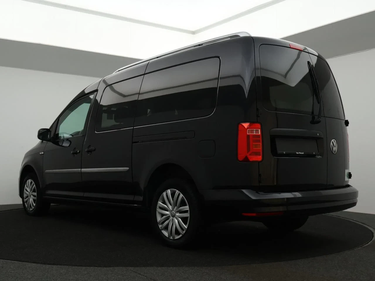 Volkswagen-Caddy-image-3