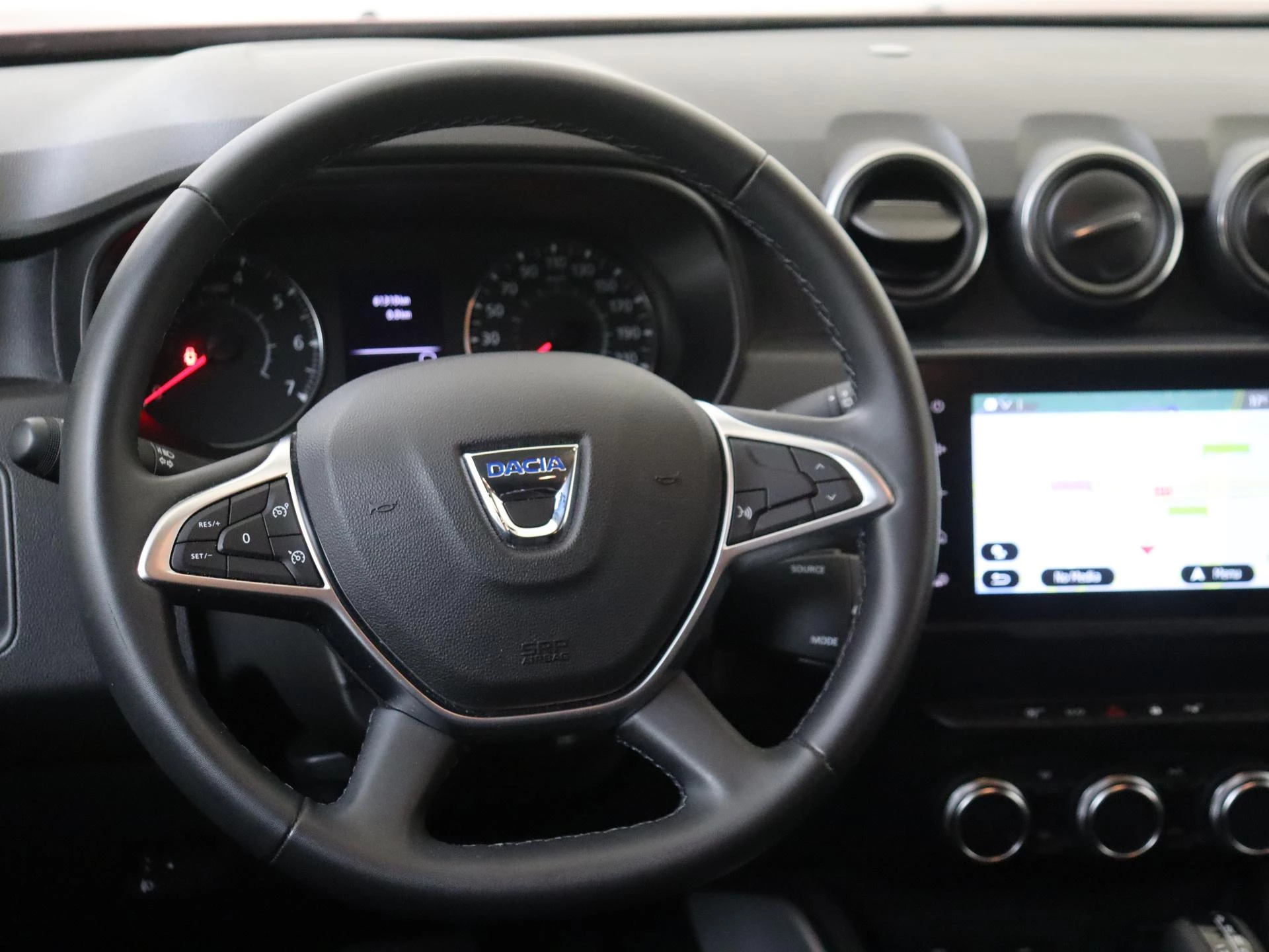 Dacia-Duster-image-13