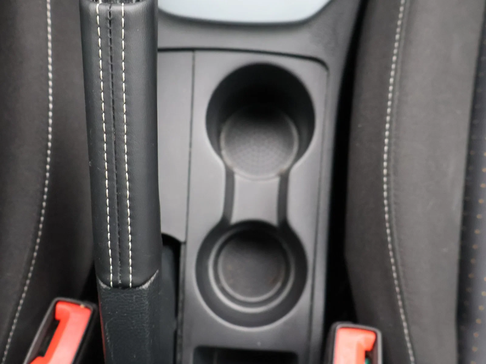 SEAT Arona Arona Urban! 1.0TSI 95PK *CRUISE CONTROL*PDC ACHTER*BLTH*DAB RADIO*ZETELVERWARMING*APP-CONNECT*...*