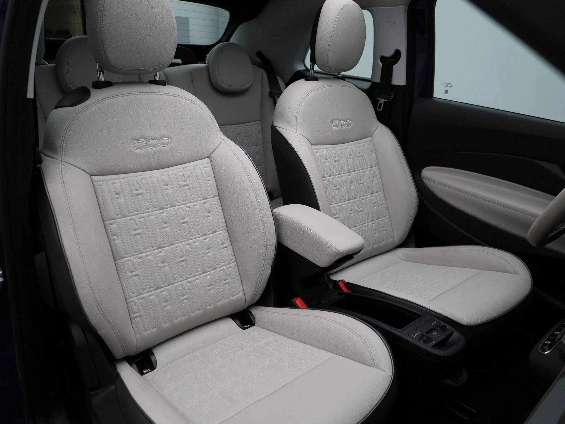 Fiat 500C 500e 42 kWh La Prima