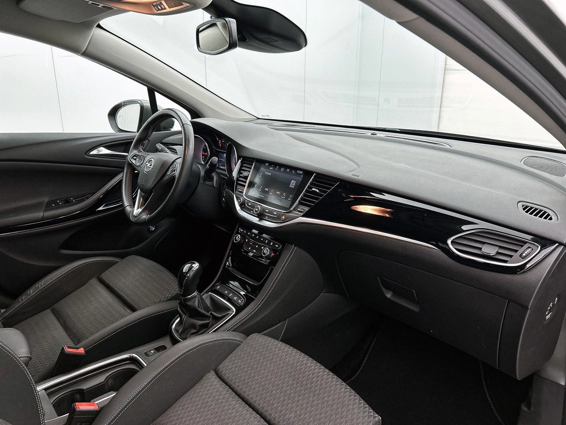 Opel-Astra-image-19