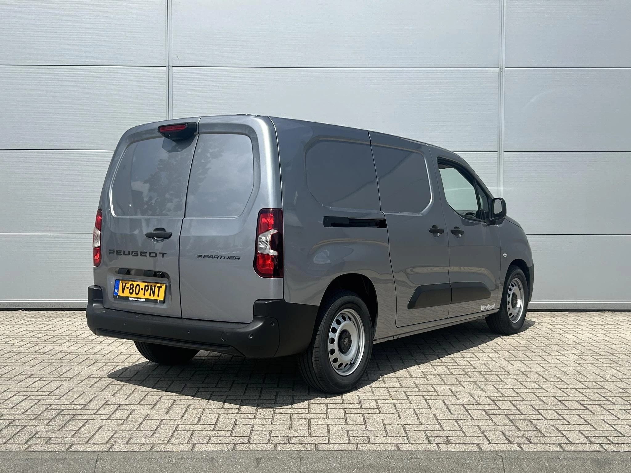 Peugeot e-Partner 136 L2 50 kWh