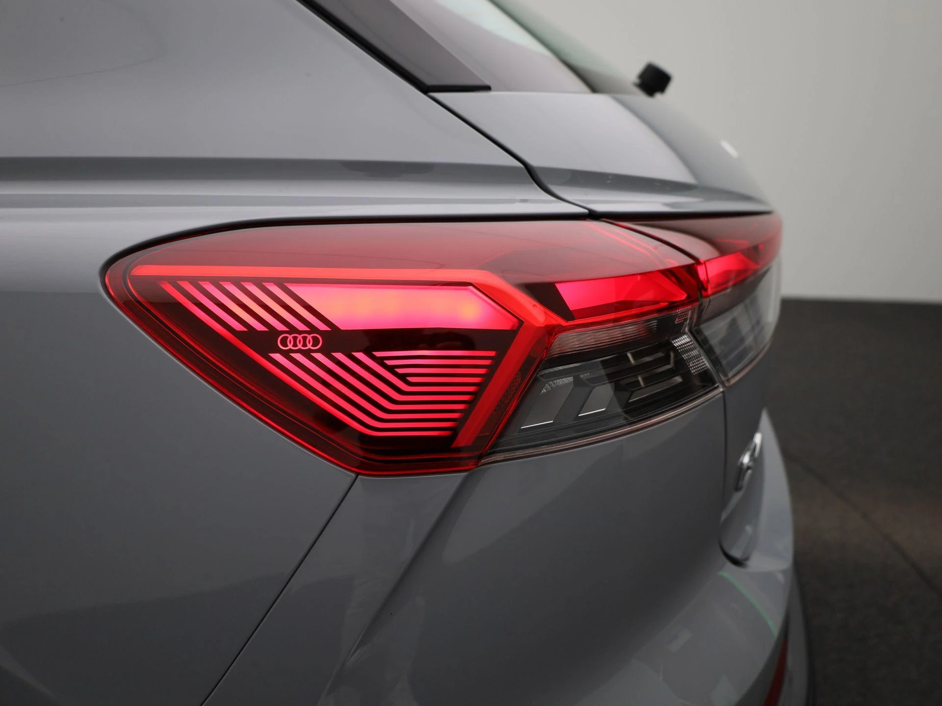 Audi-Q4 e-tron-image-37