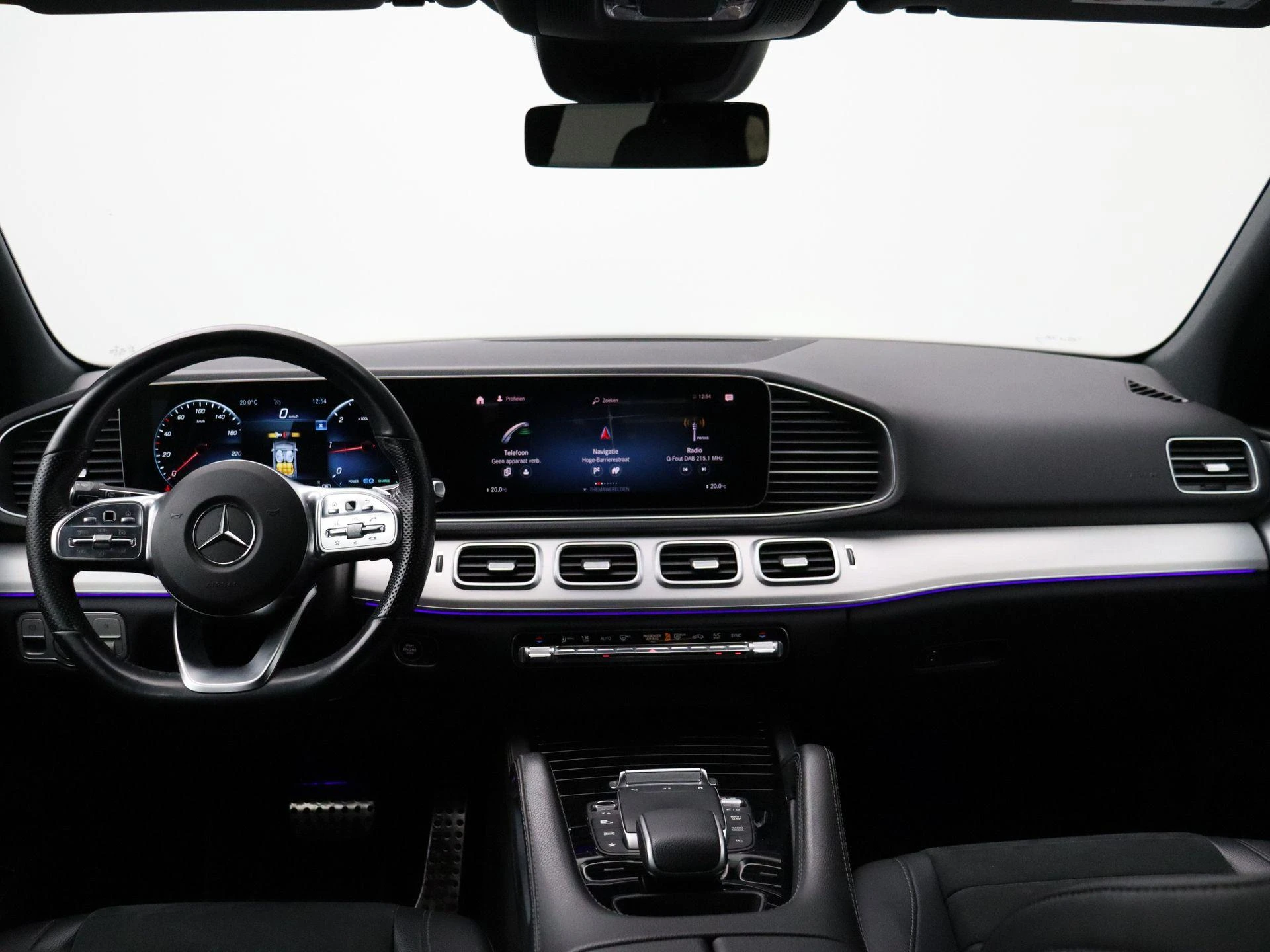 Mercedes-Benz-GLE-image-26