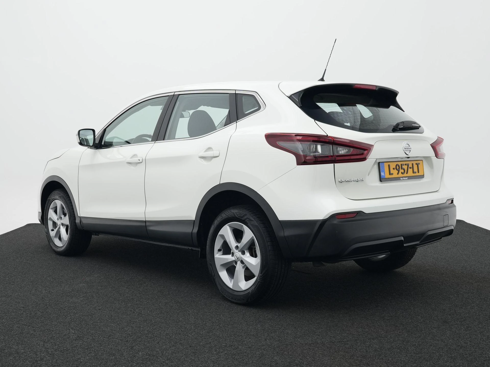 Nissan-QASHQAI-image-2