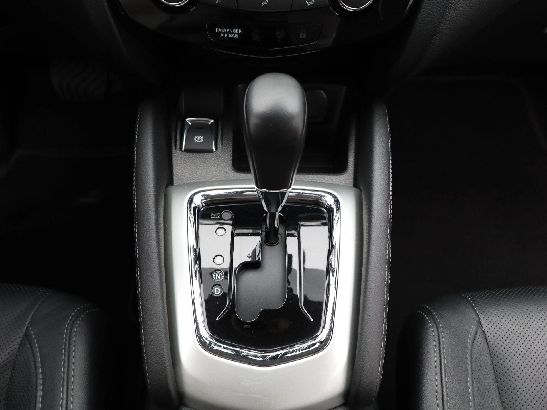 Nissan-QASHQAI-image-18