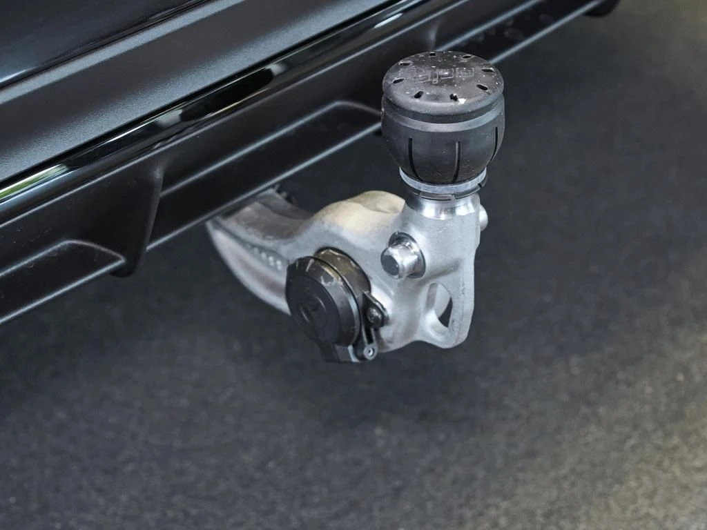 Mercedes-Benz-E-Klasse 300 de-image-18