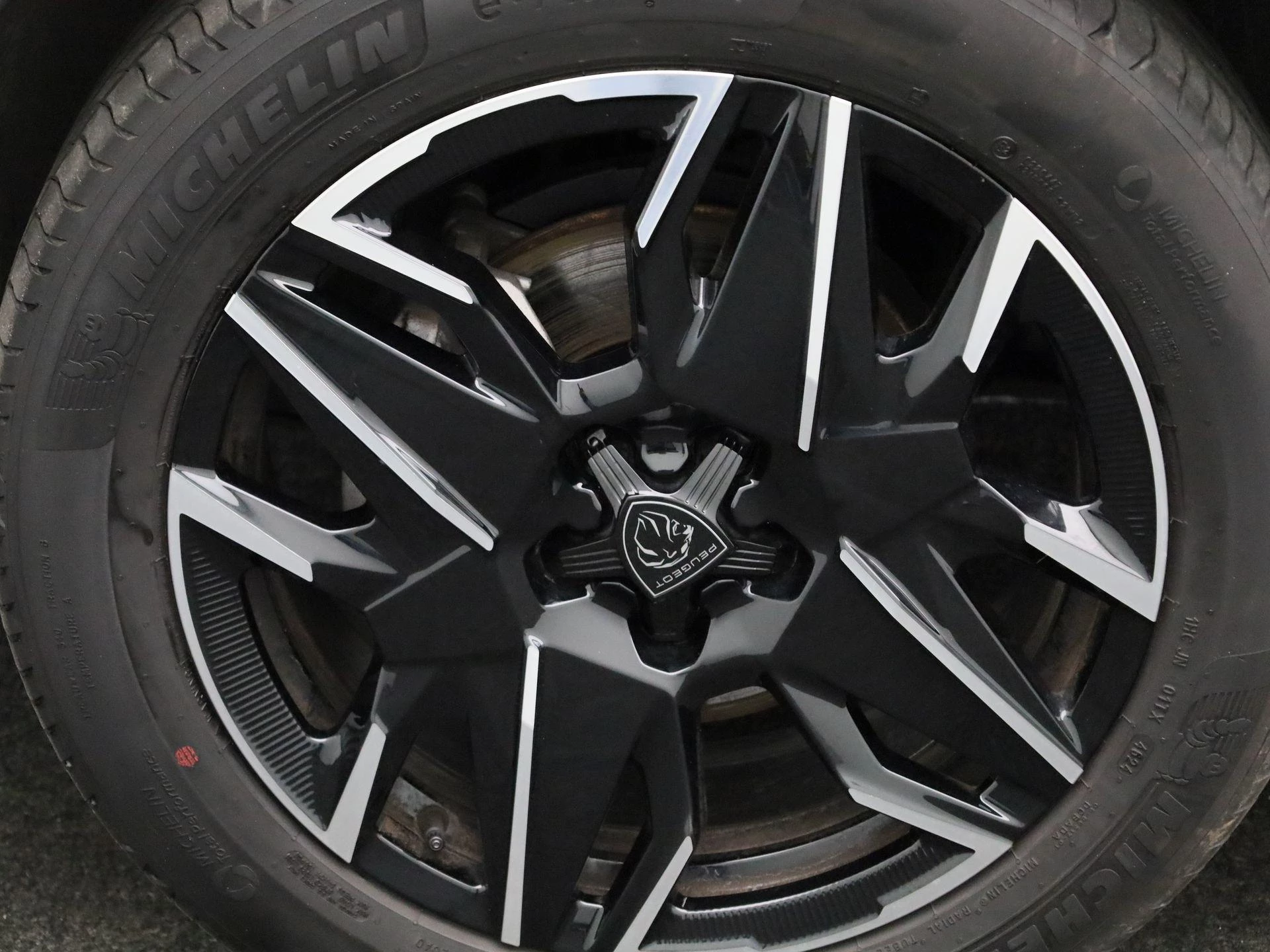 Peugeot-3008-image-12