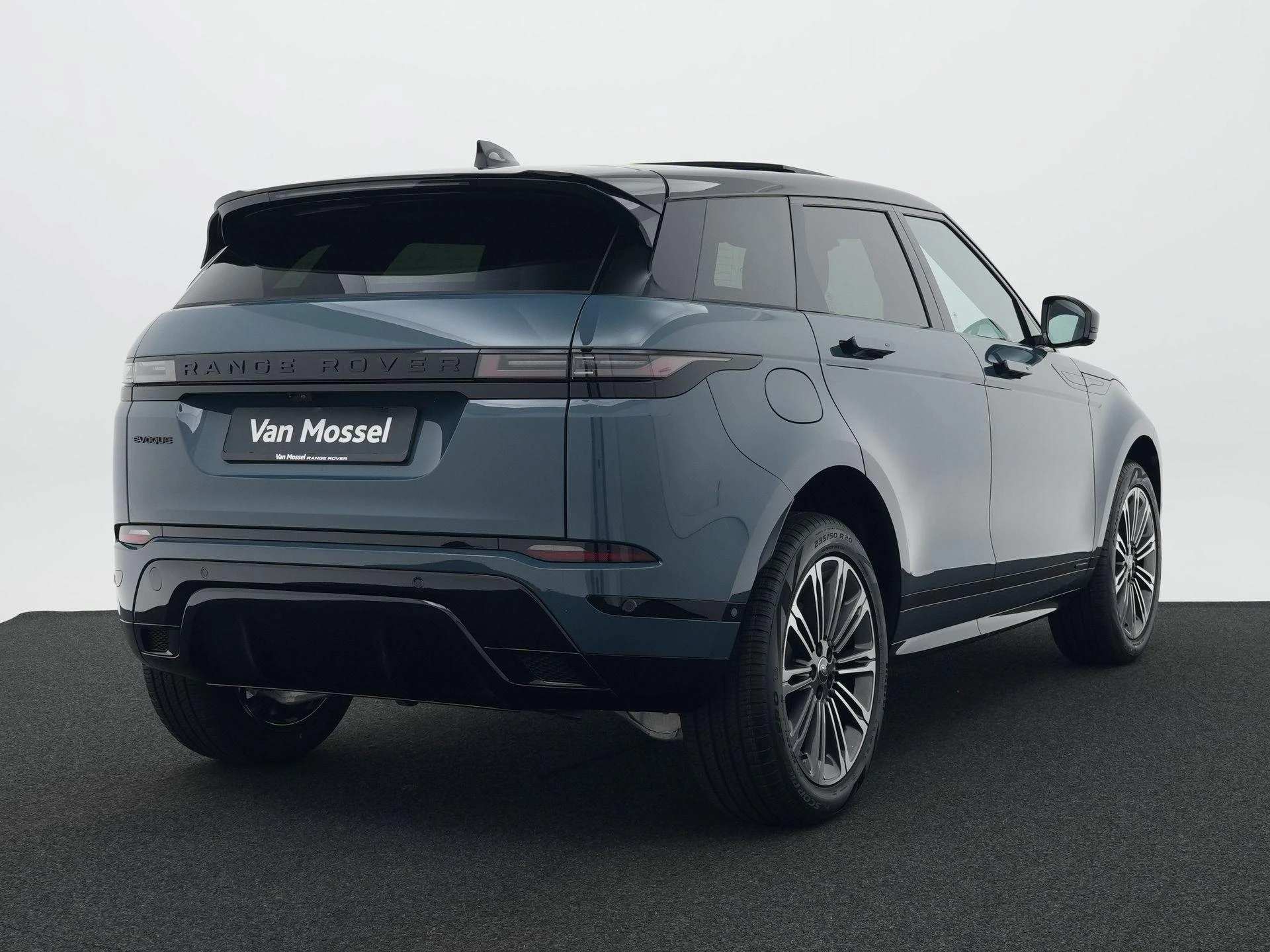 Land Rover-Range Rover Evoque-image-12