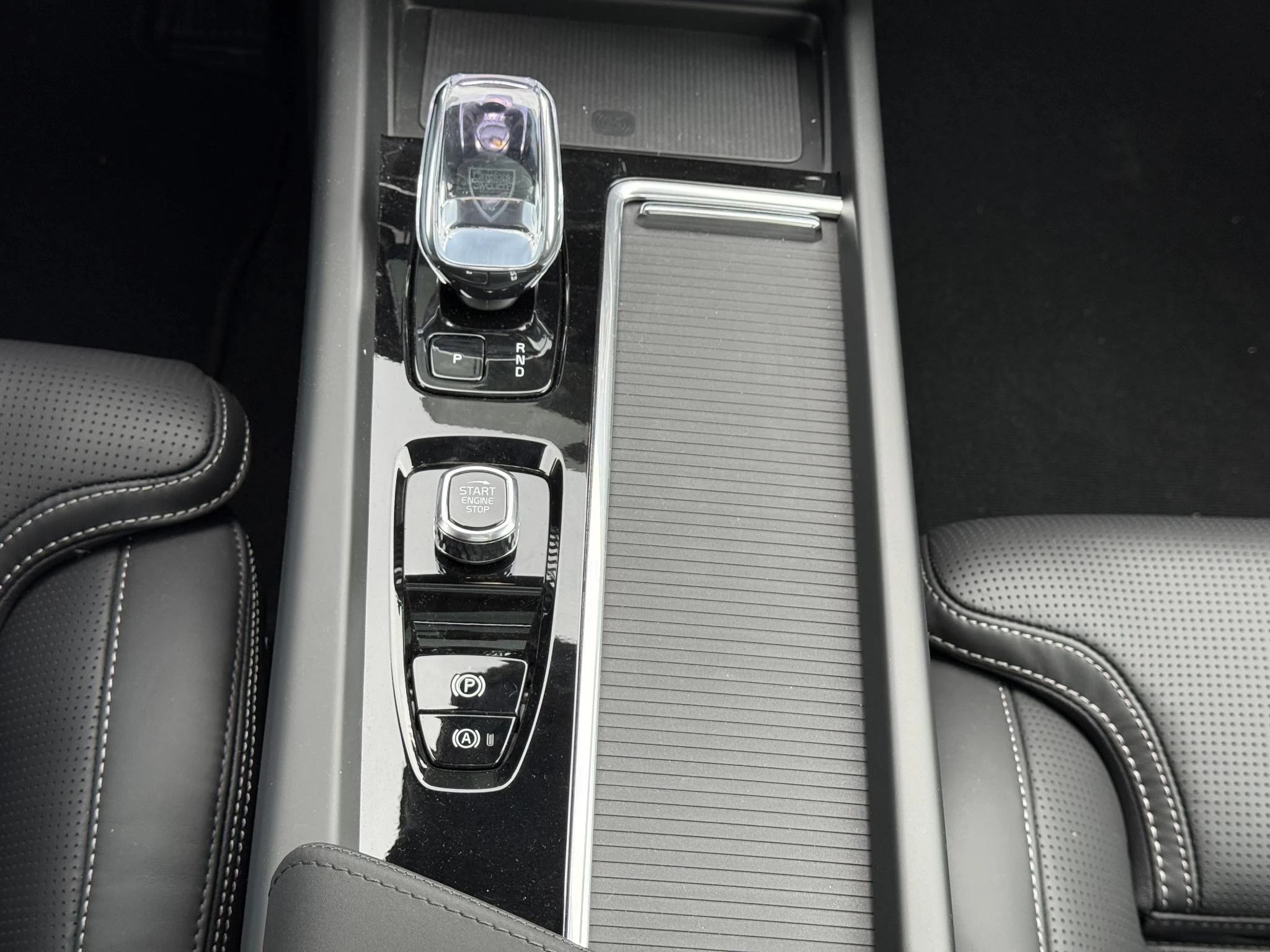 Volvo XC60 T6 Black Edition Ultra AWD Plug-in Hybrid