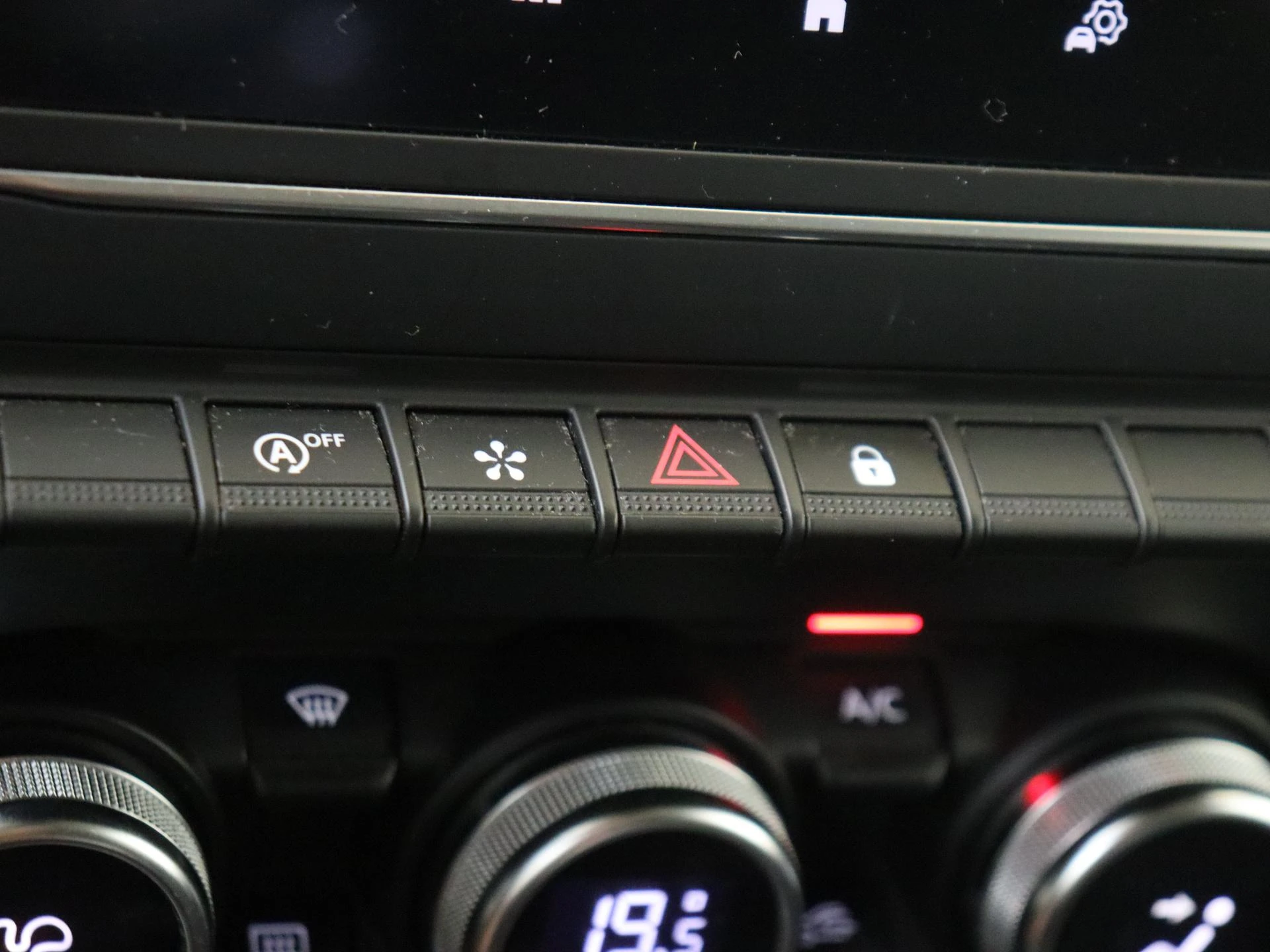 Renault-Captur-image-18