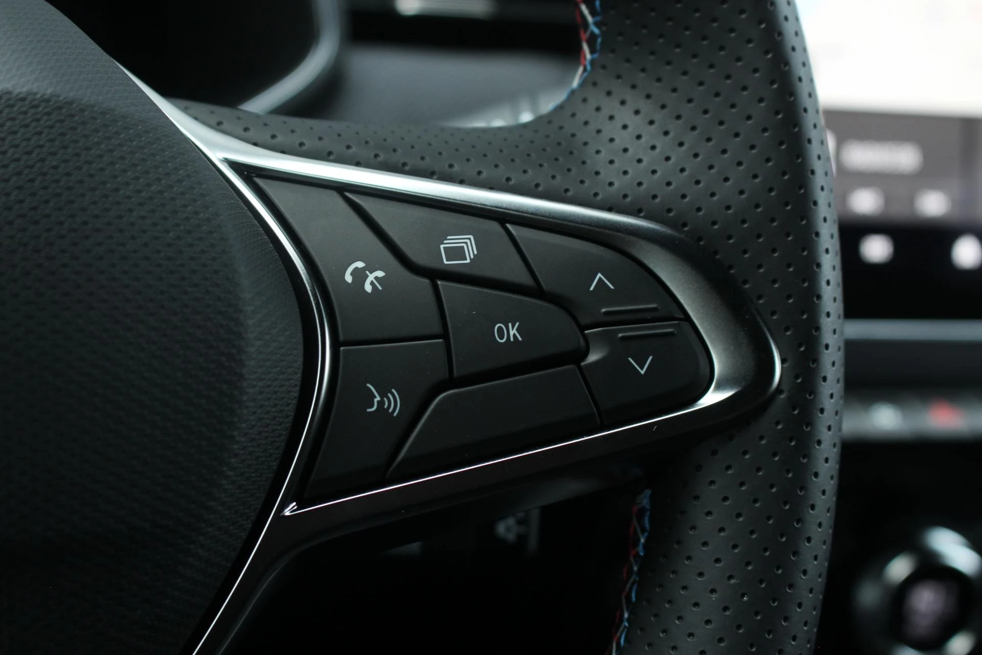 Renault-Clio-image-21