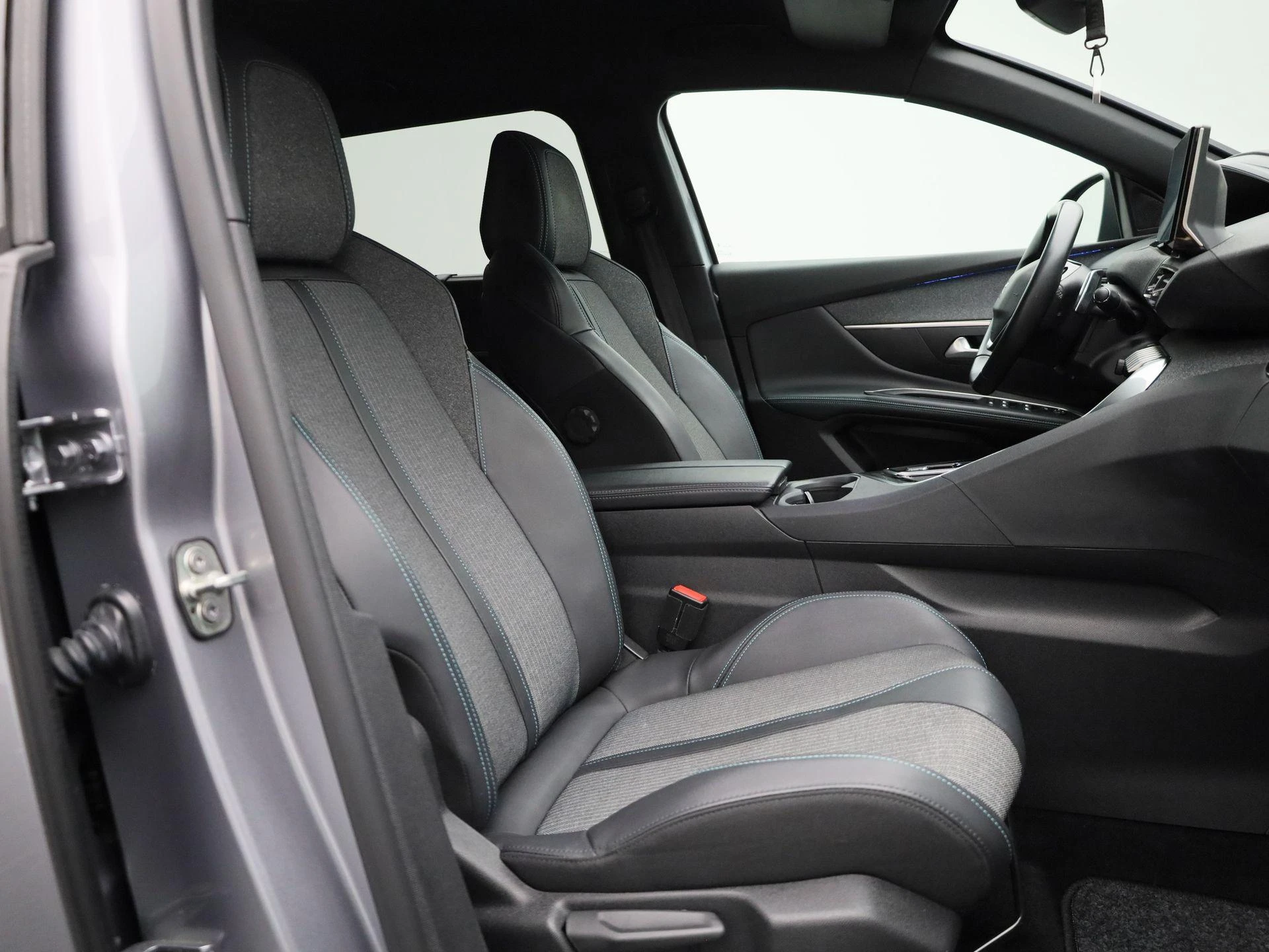 Peugeot-5008-image-34