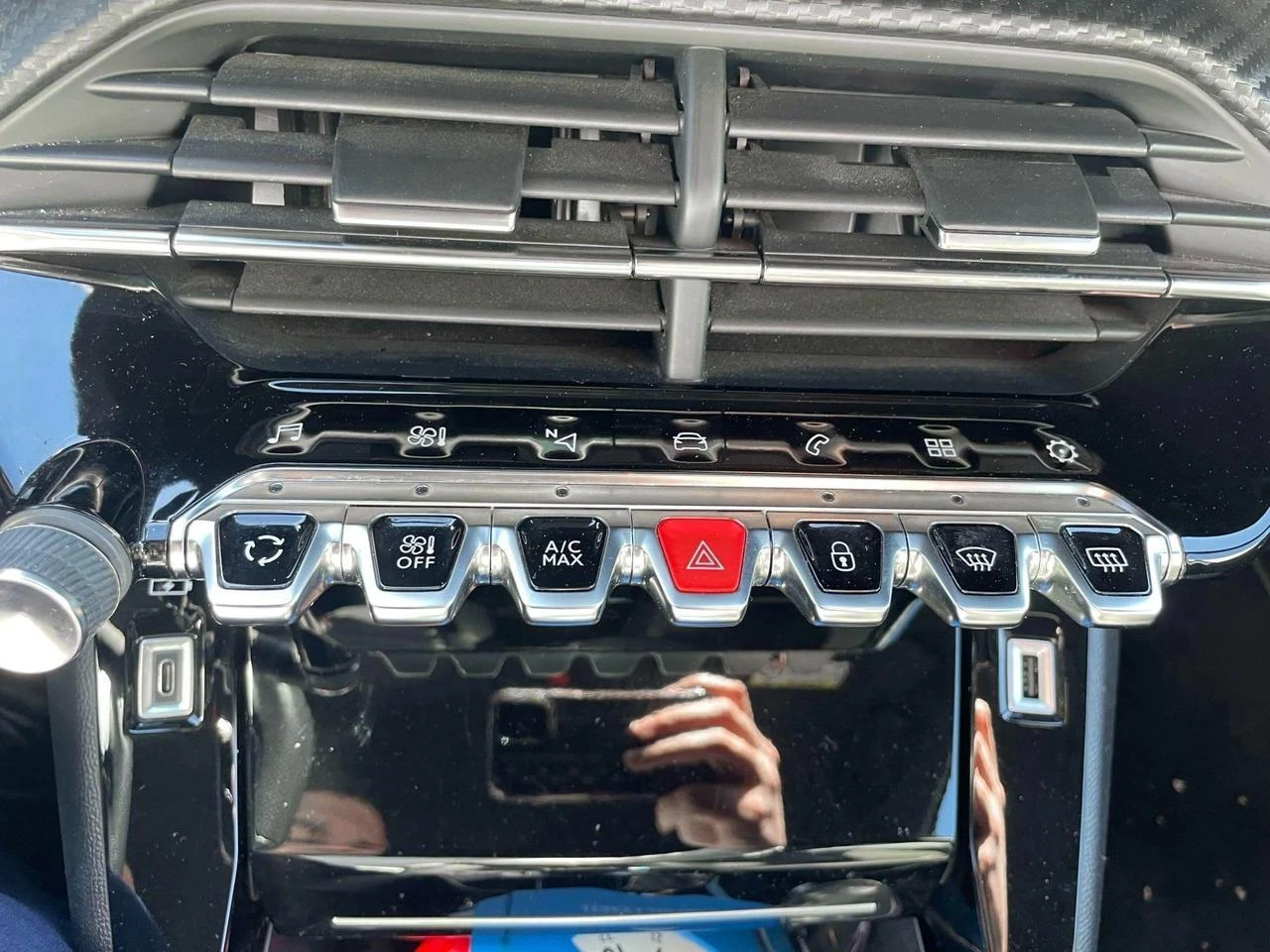Peugeot-2008-image-11