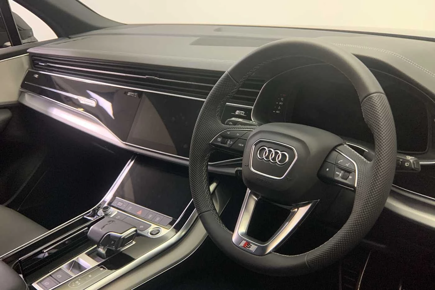 Audi-Q7-image-5