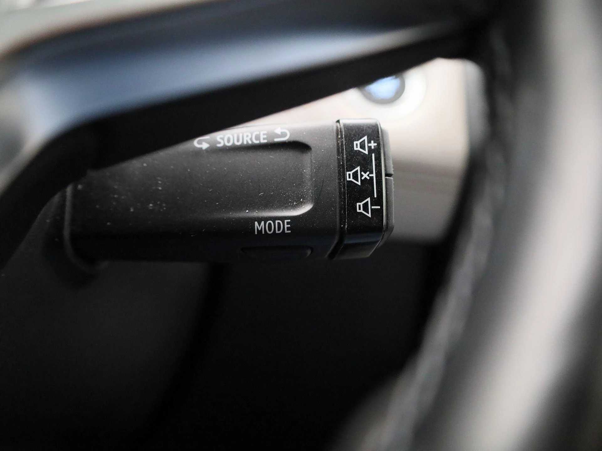 Renault Captur 1.6 E-Tech Plug-in Hybrid Initiale Paris 160PK