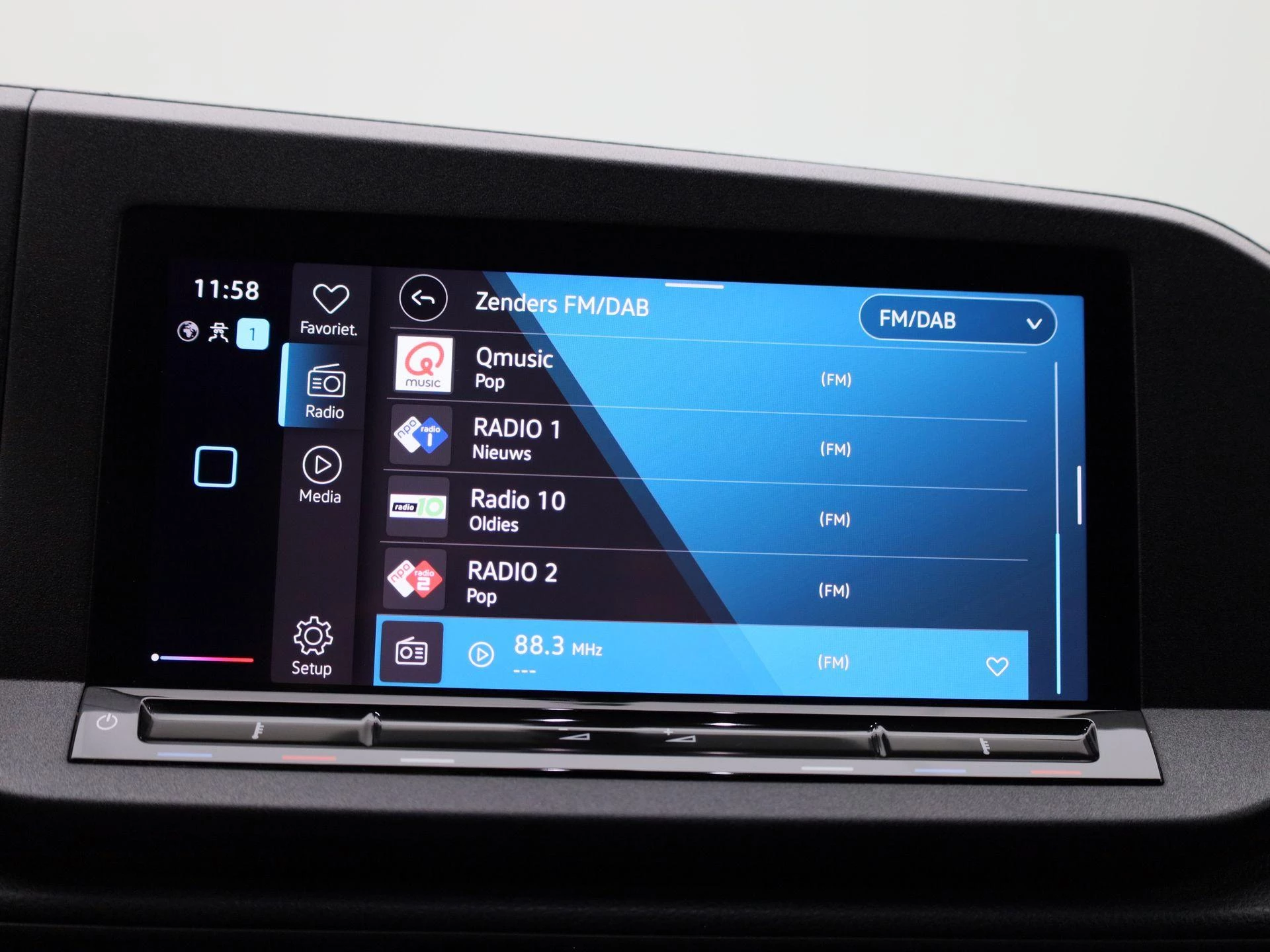 Volkswagen-Caddy-image-23
