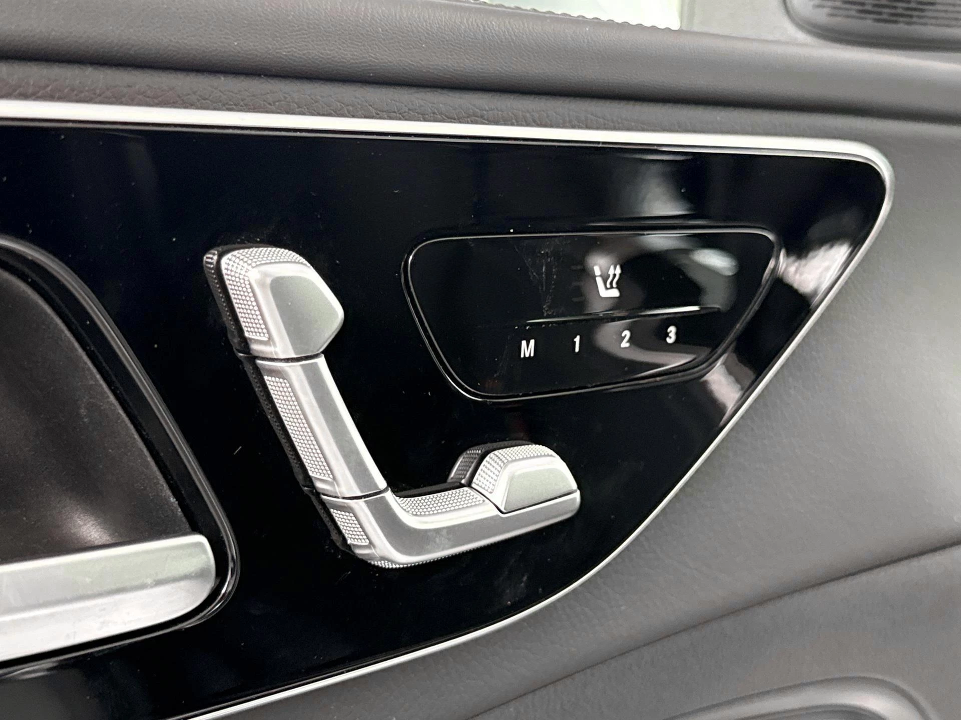 Mercedes-Benz-Classe C-image-15