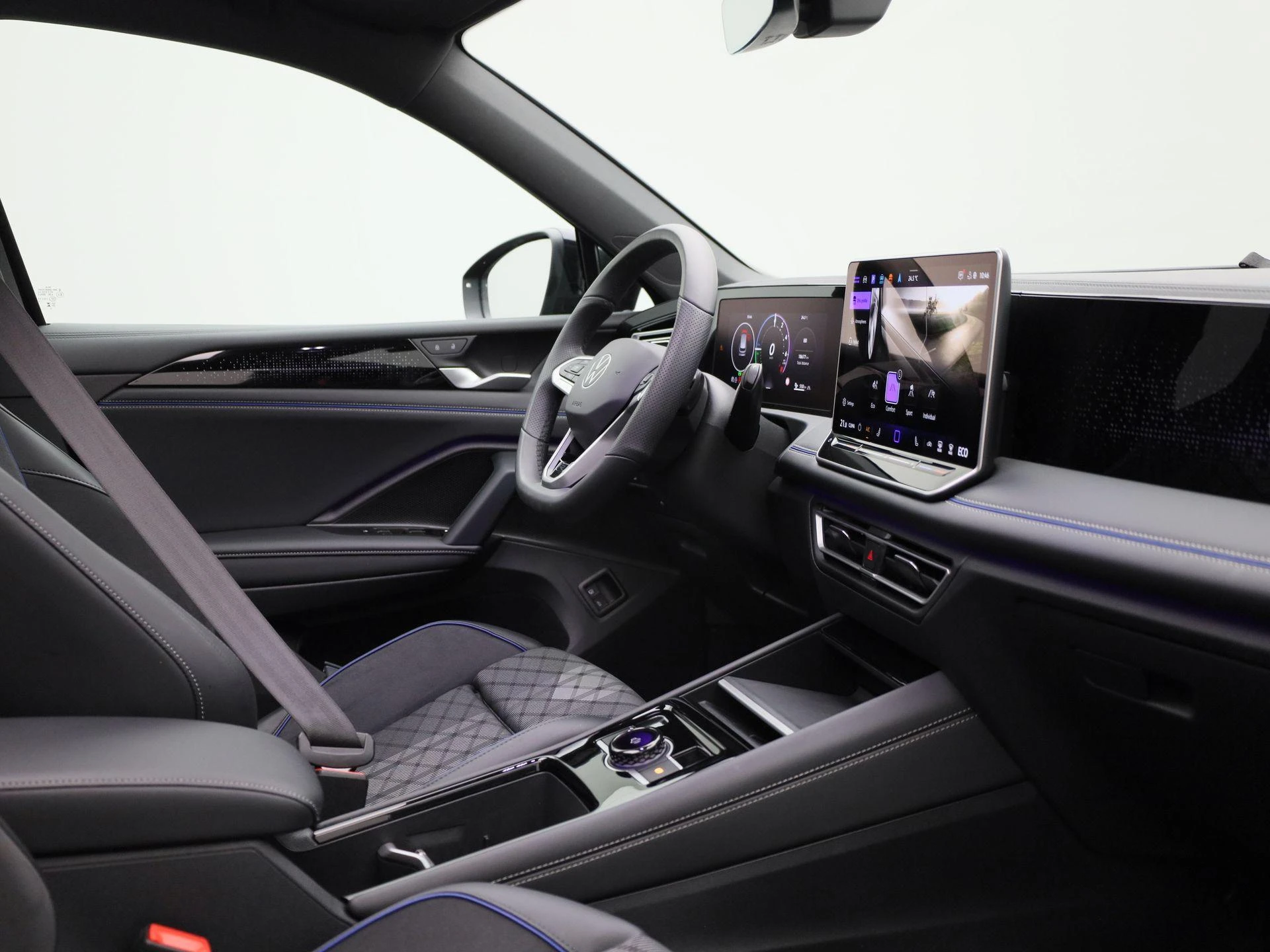 Volkswagen Tiguan 1.5 eHybrid R-Line Edition 204 PK|