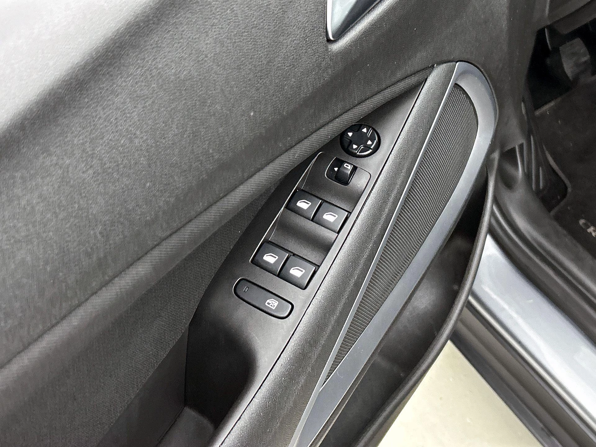 Opel-Crossland X-image-23