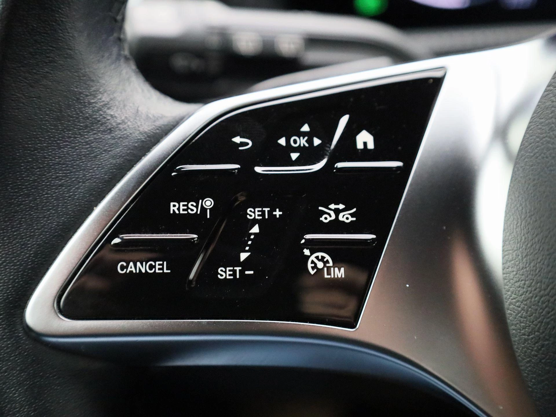 Mercedes-Benz A-Klasse A 180 Business Line