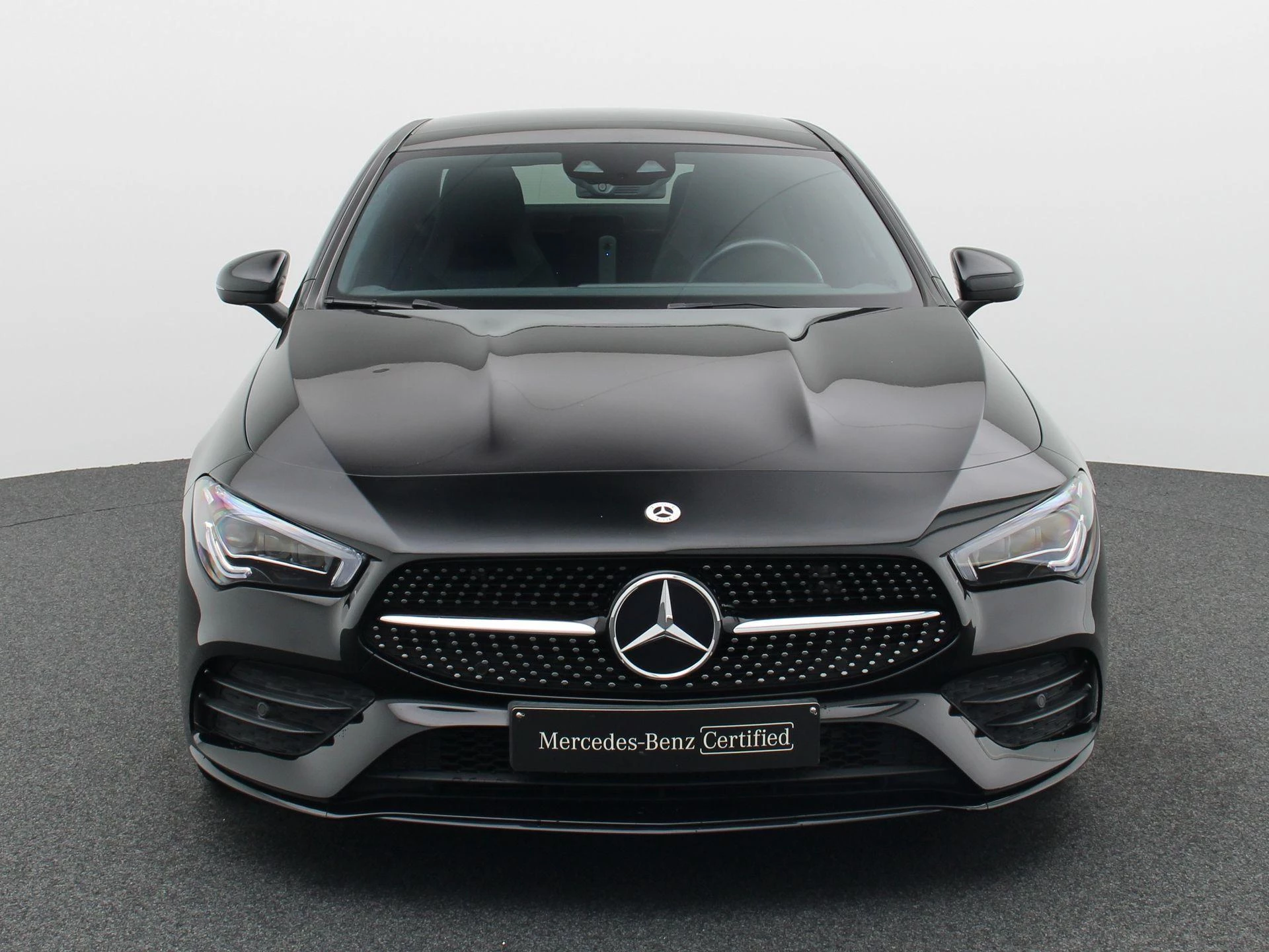 Mercedes-Benz CLA 200 AMG Line + PANO DAK + MULTIBEAM LED + CARPLAY +
